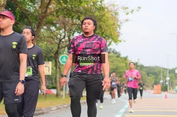 Runner Photo 5673071