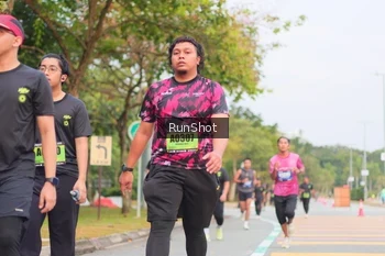 Runner Photo 5673072
