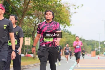 Runner Photo 5673085