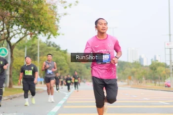 Runner Photo 5673093
