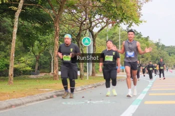 Runner Photo 5673106