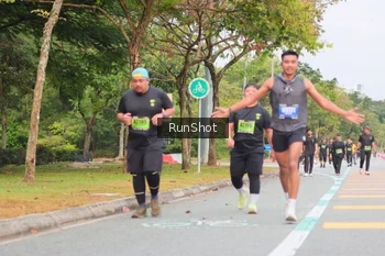 Runner Photo 5673109