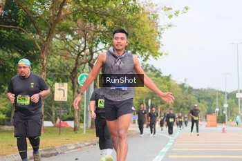 Runner Photo 5673118