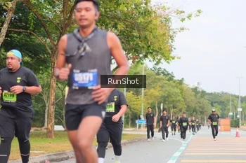Runner Photo 5673132