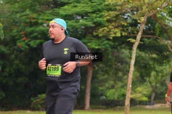 Runner Photo 5673158