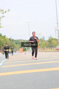 Runner Photo 5673160