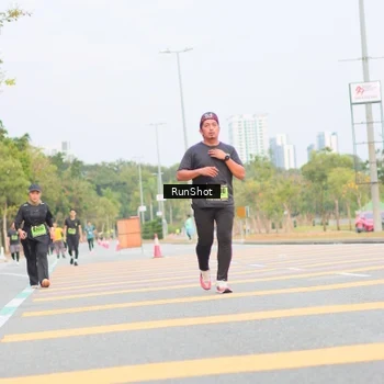Runner Photo 5673170