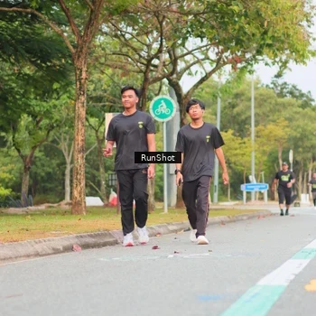 Runner Photo 5673171