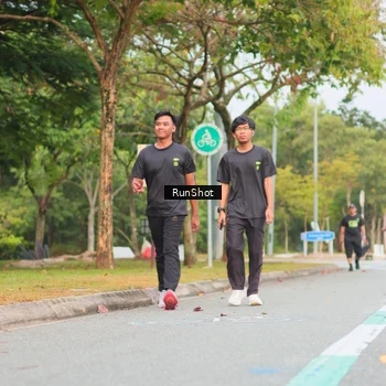 Runner Photo 5673176