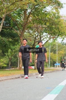 Runner Photo 5673187
