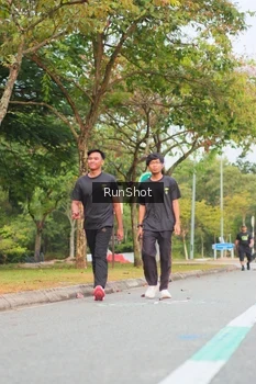 Runner Photo 5673188