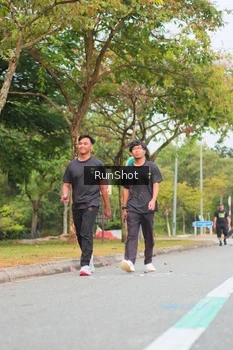 Runner Photo 5673190