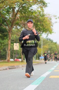 Runner Photo 5673215