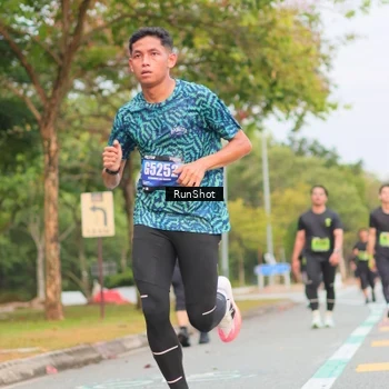 Runner Photo 5673239