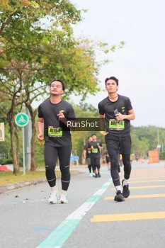 Runner Photo 5673251