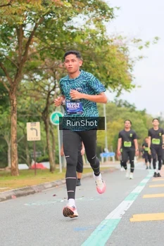 Runner Photo 5673253