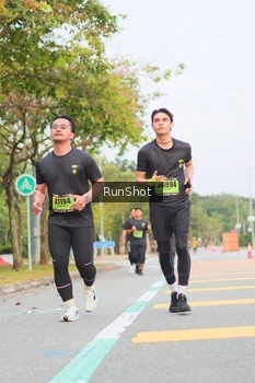 Runner Photo 5673260