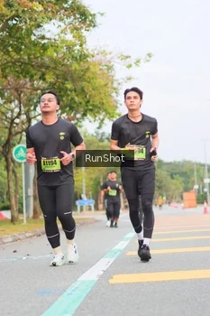 Runner Photo 5673262