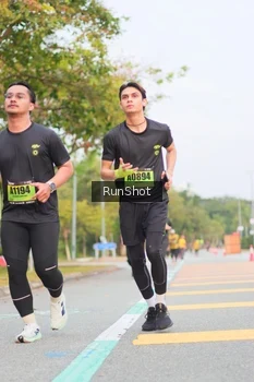 Runner Photo 5673271