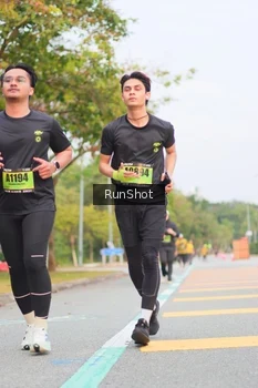 Runner Photo 5673277