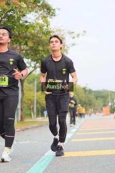 Runner Photo 5673282