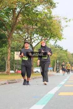 Runner Photo 5673295