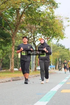 Runner Photo 5673304