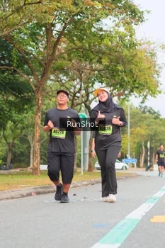 Runner Photo 5673311
