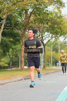 Runner Photo 5673357
