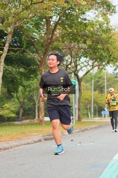 Runner Photo 5673360