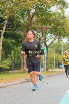 Runner Photo 5673361