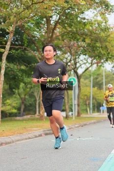 Runner Photo 5673362