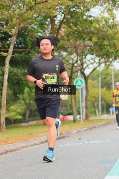 Runner Photo 5673367