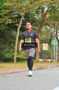 Runner Photo 5673370