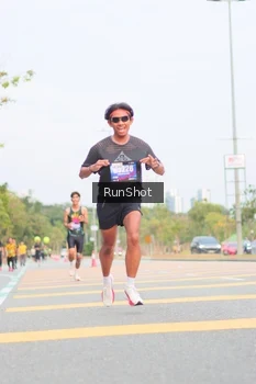 Runner Photo 5673394
