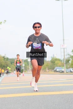 Runner Photo 5673400