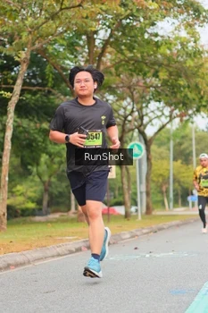Runner Photo 5673405