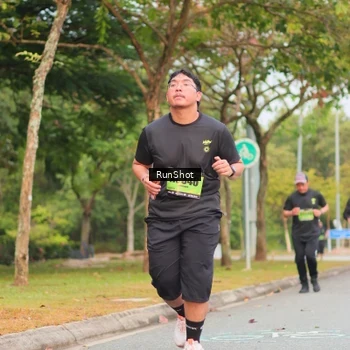Runner Photo 5673435