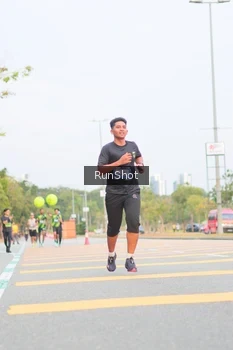 Runner Photo 5673444