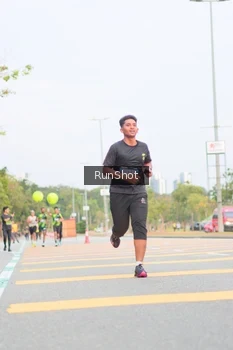 Runner Photo 5673448