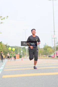 Runner Photo 5673454