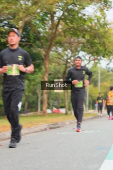 Runner Photo 5673463