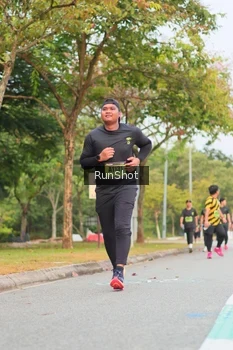 Runner Photo 5673469