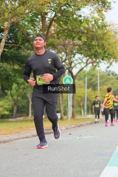 Runner Photo 5673485