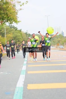 Runner Photo 5673487
