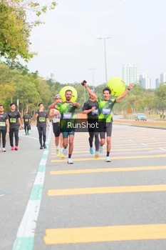 Runner Photo 5673493