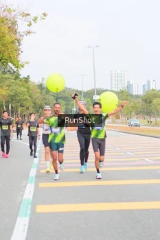 Runner Photo 5673503