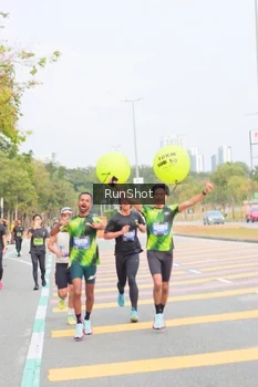 Runner Photo 5673513