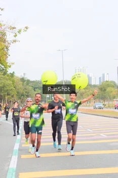 Runner Photo 5673516