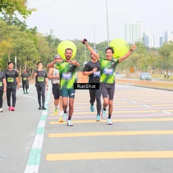 Runner Photo 5673523